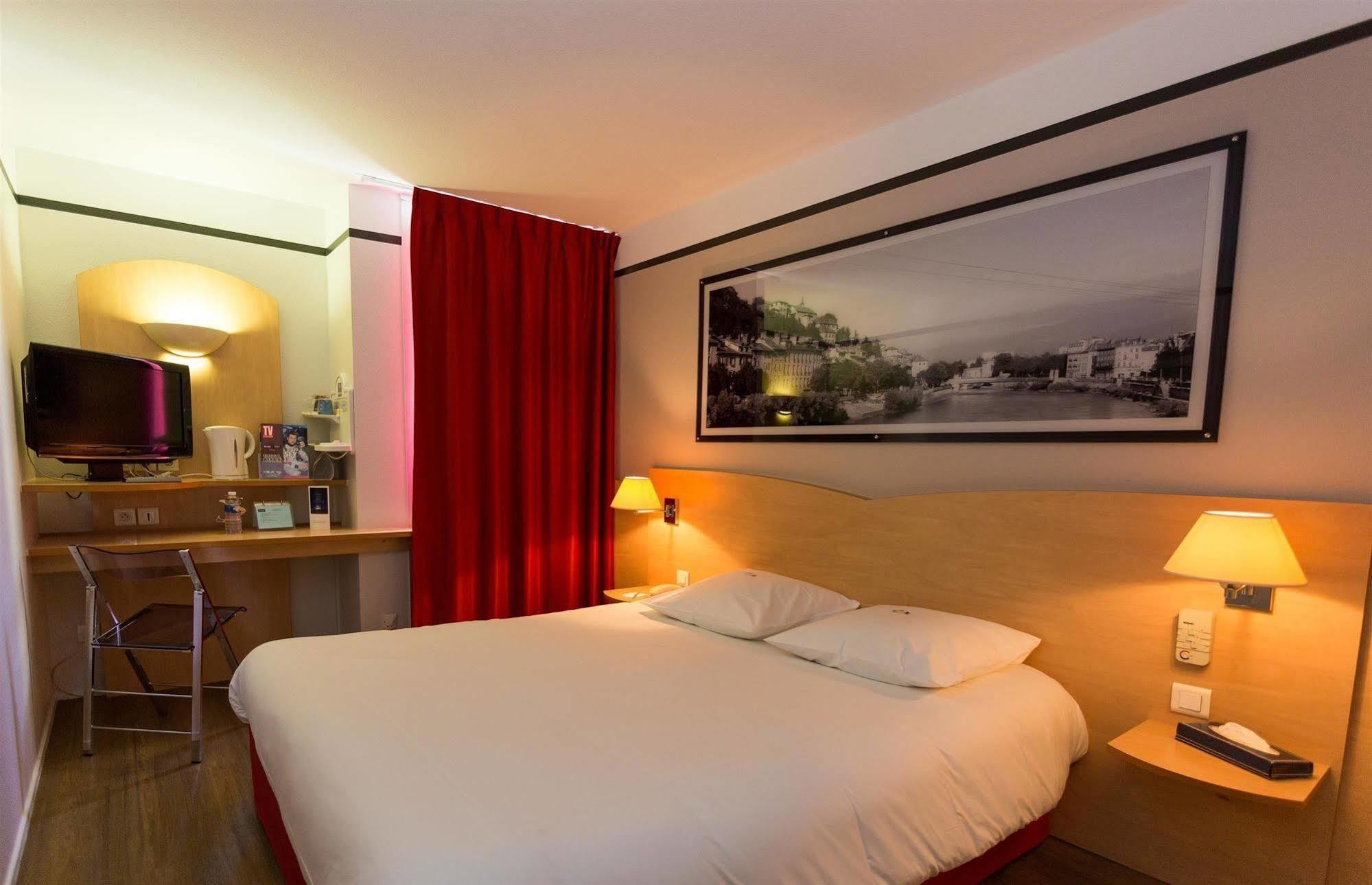 Hotel Inn Grenoble Eybens Parc Des Expositions Ex Kyriad Exterior photo